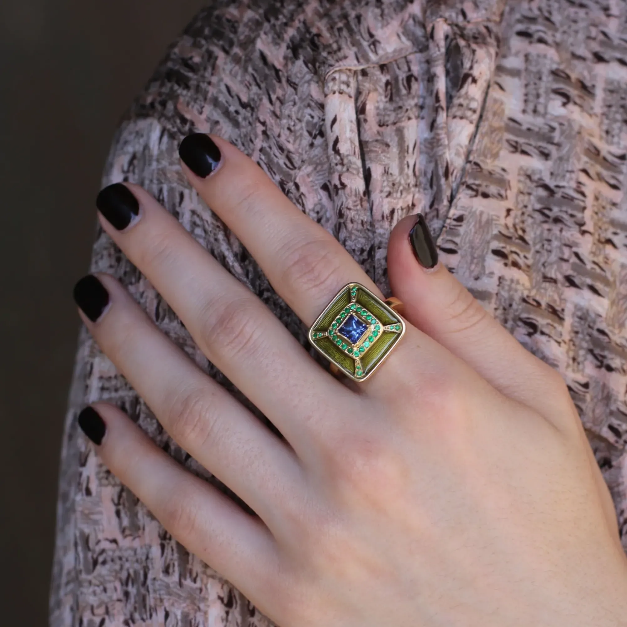 Brooke Gregson ALBERS ENAMEL TANZANITE EMERALD RING Best Sale