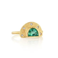 Brooke Gregson ENGRAVED HALF MOON STARLIGHT EMERALD RING Hot