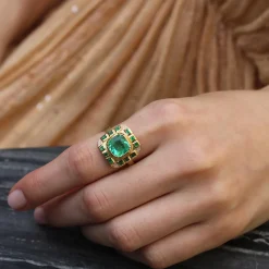 Brooke Gregson MONDRIAN EMERALD RING Clearance