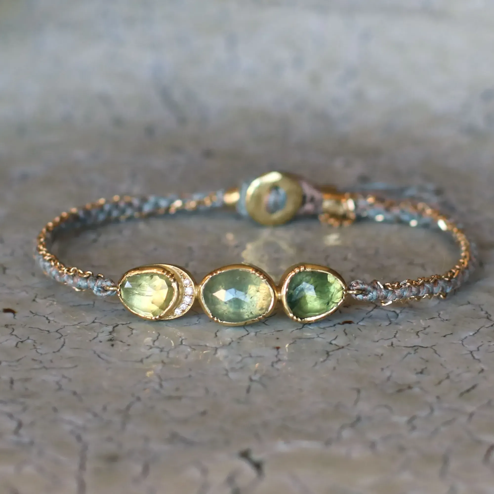 Brooke Gregson TRIPLE ORBIT HALO SAPPHIRE SILK GOLD BRACELET Fashion