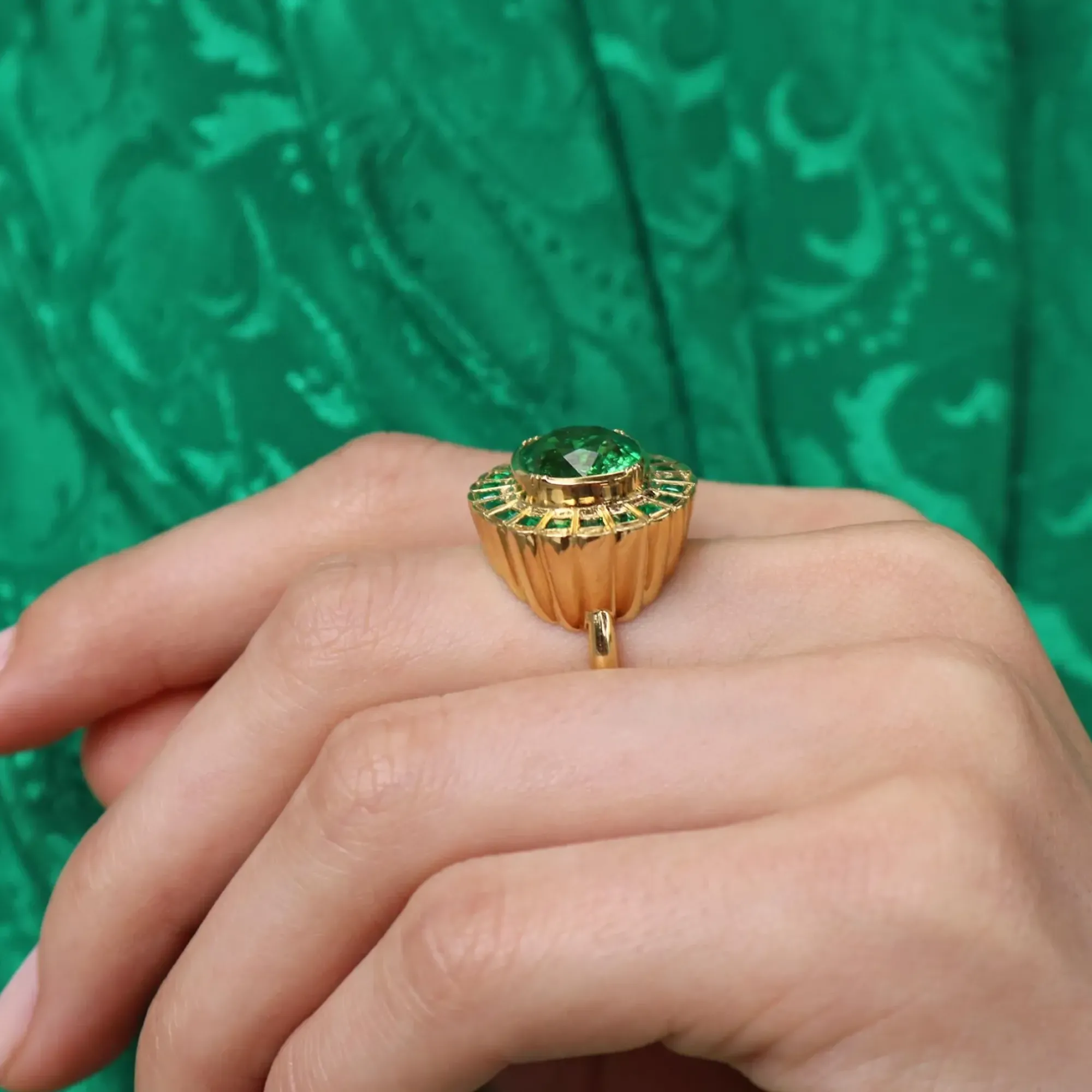 Brooke Gregson TSAVORITE EMERALD IMPERIAL RING Sale